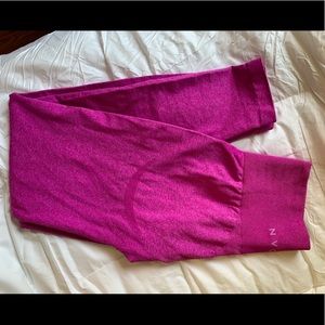 Maui nvgtn contour leggings